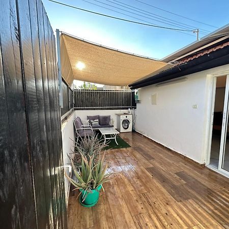 הקסם של נועם Villa Eilat Exteriör bild